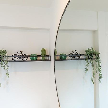 4 Bed City House With Private Garden And Parking Winchester Zewnętrze zdjęcie